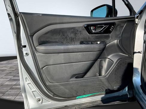Certified 2026 Subaru Forester Touring AWD/4WD image 18