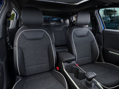 New 2025 Kia K4 GT-Line image 15