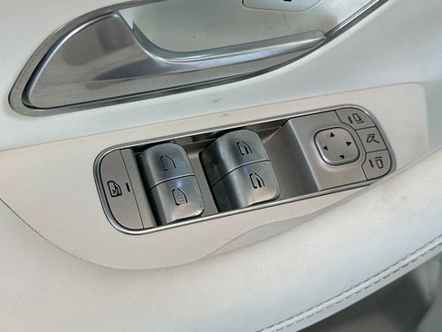 Certified 2025 Mercedes-Benz Maybach GLS 600 4MATIC image 13