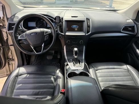 Used 2017 Ford Edge SEL w/ Equipment Group 201A AWD/4WD image 37