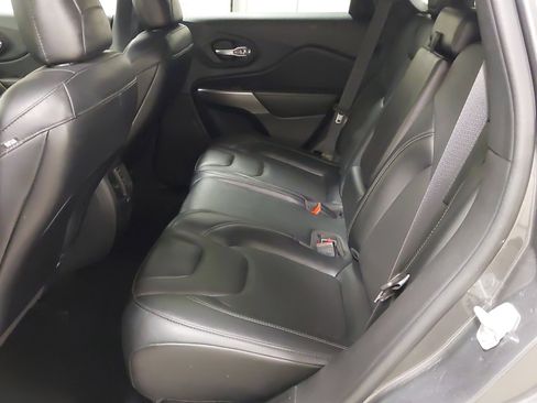 Used 2022 Jeep Cherokee Latitude Lux image 38