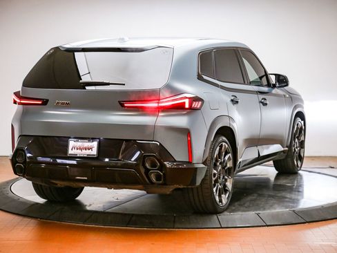 Used 2023 BMW XM AWD/4WD image 5
