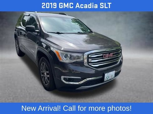 Used 2019 GMC Acadia SLT AWD/4WD image 4