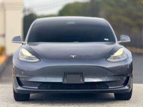 Used 2020 Tesla Model 3 image 3