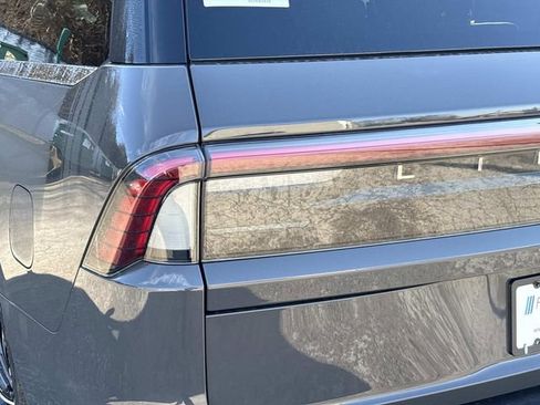 New 2026 Lincoln Navigator L Black Label image 11