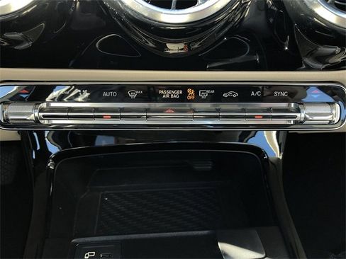 Used 2019 Mercedes-Benz A 220 image 10