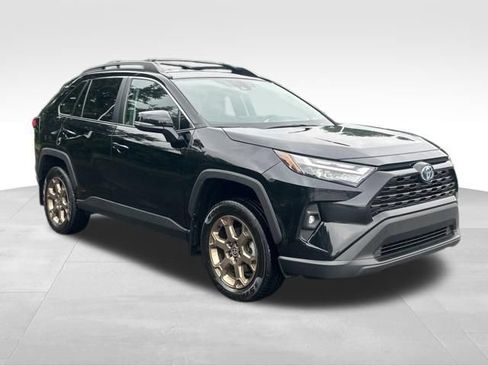 Used 2023 Toyota RAV4 AWD Hybrid image 7