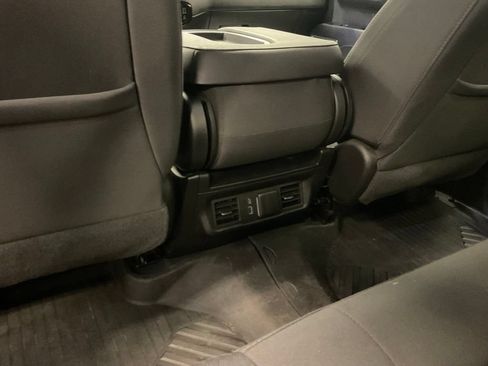 Used 2023 Chevrolet Silverado 1500 LT AWD/4WD image 24