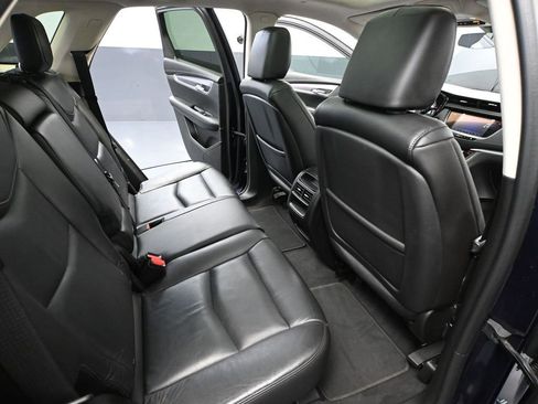 Used 2017 Cadillac XT5 Luxury image 47