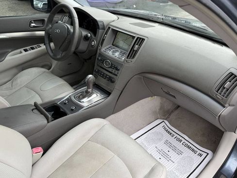 Used 2010 INFINITI G37 Journey w/ Premium Pkg image 21