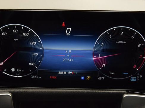 Certified 2024 Mercedes-Benz GLB 250 image 25
