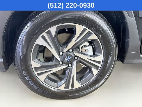 Used 2025 Subaru Crosstrek 2.0i Premium image 40