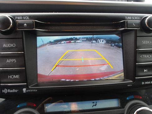 Used 2017 Toyota RAV4 XLE image 23