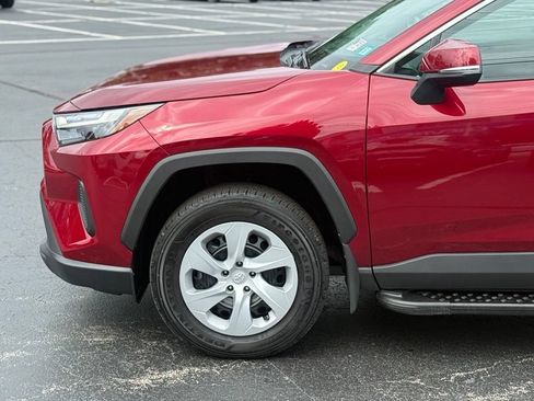 Used 2025 Toyota RAV4 LE AWD/4WD image 2