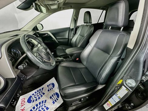Used 2016 Toyota RAV4 Limited AWD/4WD image 30