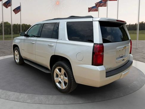 Used 2017 Chevrolet Tahoe LT w/ Luxury Package AWD/4WD image 9