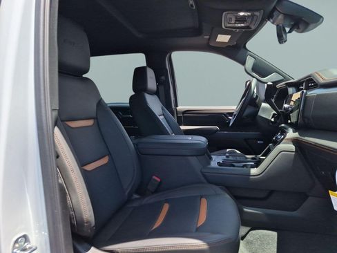 New 2026 GMC Sierra 2500 AT4 w/ AT4 Premium Plus Package AWD/4WD image 29