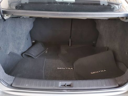Used 2013 Nissan Sentra SR FWD image 20