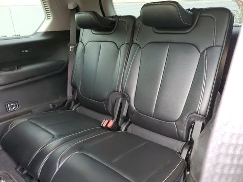 Used 2022 Jeep Grand Cherokee L Limited image 30