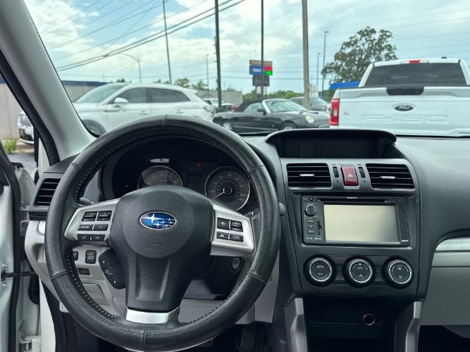 Used 2015 Subaru Forester 2.5i Limited AWD/4WD image 15