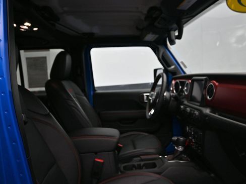 Used 2023 Jeep Gladiator Rubicon w/ LED Lighting Group image 11