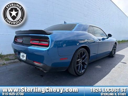 Used 2020 Dodge Challenger R/T w/ Blacktop Package RWD image 18