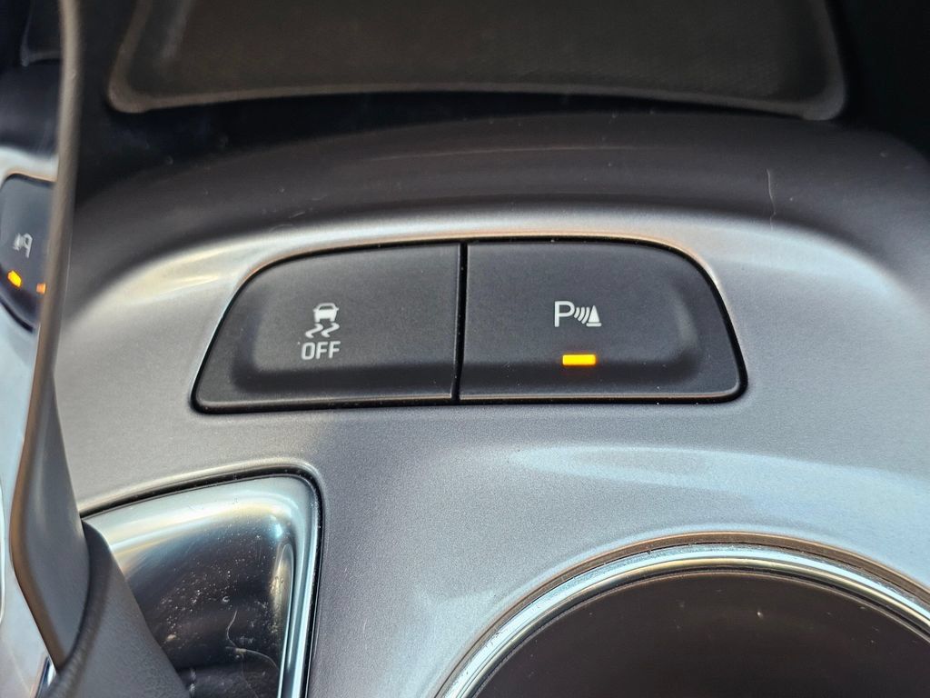 Used 2024 Chevrolet Malibu LT w/ Sport Edition FWD image 32