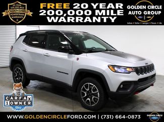 Used 2025 Jeep Compass Trailhawk video 1
