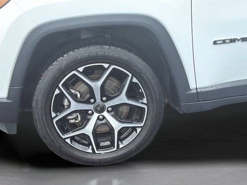 Used 2025 Jeep Compass Limited AWD/4WD image 22