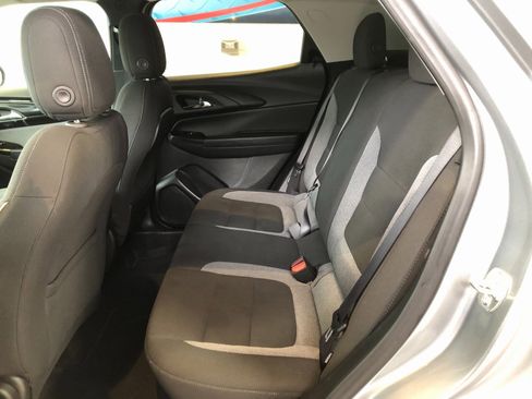 Used 2024 Chevrolet TrailBlazer LS w/ LS Convenience Package image 12