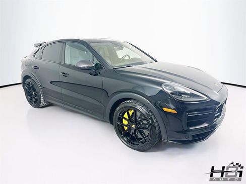 Used 2023 Porsche Cayenne Turbo GT image 3