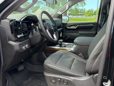 New 2026 GMC Sierra 1500 Elevation w/ Elevation Premium Package AWD/4WD image 13