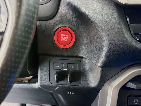 Used 2022 Toyota Tundra SR5 image 31