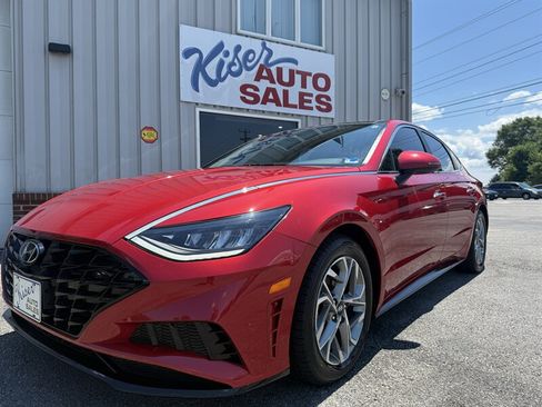 Used 2020 Hyundai Sonata SEL w/ Convenience + Sunroof Package FWD image 1