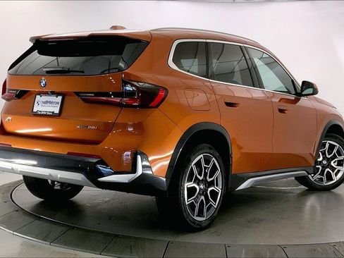 Certified 2025 BMW X1 xDrive28i AWD/4WD image 12