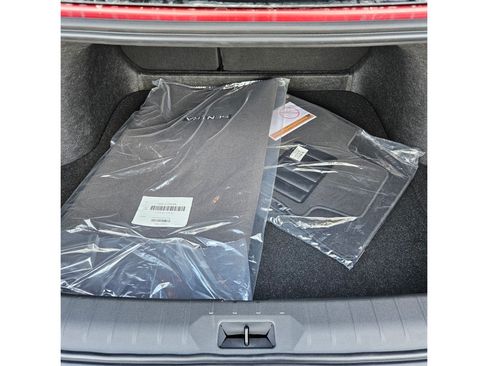 New 2026 Nissan Sentra SR w/ Floor Mat Package FWD image 17