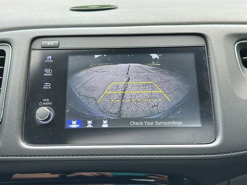Used 2019 Honda HR-V EX image 21