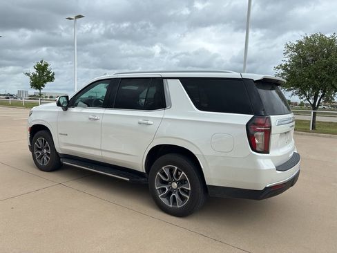 Used 2023 Chevrolet Tahoe LT w/ LT Signature Package image 2