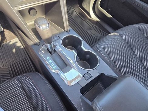 Used 2016 Chevrolet Equinox LT image 26