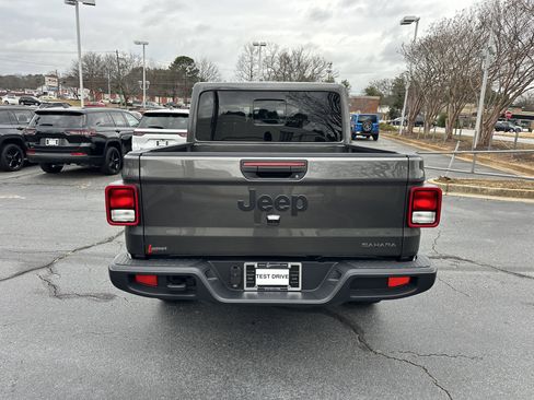 New 2026 Jeep Gladiator Sahara image 15