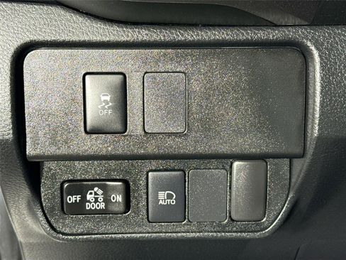 Used 2021 Toyota Tacoma SR5 image 13
