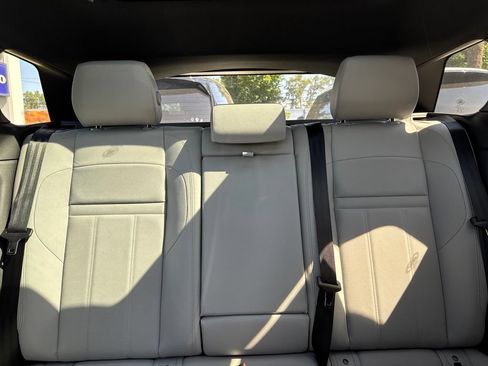 New 2026 Land Rover Range Rover Evoque S AWD/4WD image 18