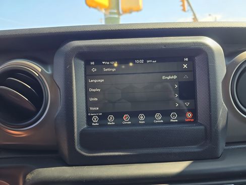 Used 2020 Jeep Gladiator Sport w/ Quick Order Package 24S AWD/4WD image 29