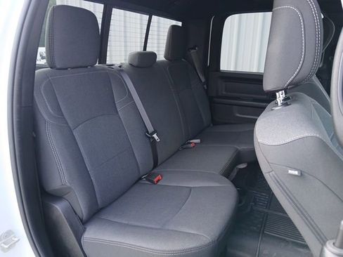 Used 2024 RAM 3500 Tradesman w/ Chrome Appearance Group image 30