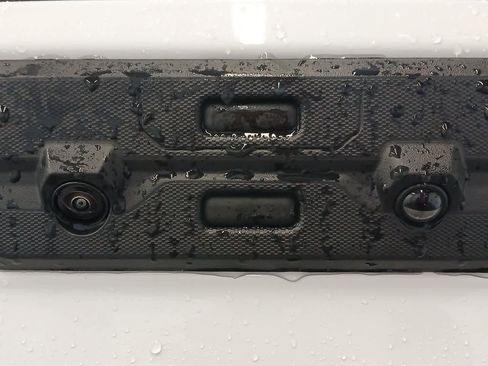 New 2025 GMC Sierra 2500 SLE w/ SLE Value Package; image 9