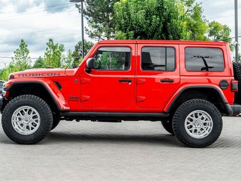 Used 2021 Jeep Wrangler Unlimited Rubicon w/ Uconnect 4C Nav & Sound Group AWD/4WD image 3
