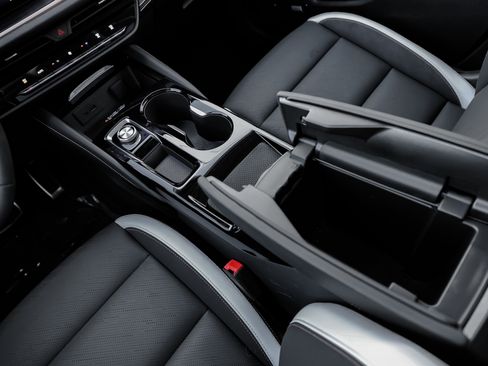 New 2025 Buick Envision Sport Touring image 33