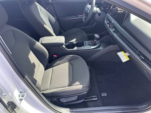 New 2026 Kia K4 LXS image 13