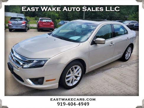 Used 2010 Ford Fusion SEL FWD image 1