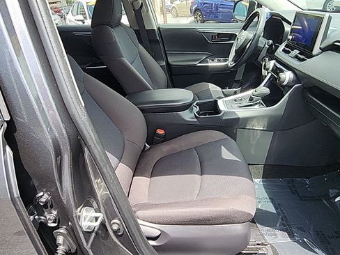 Certified 2025 Toyota RAV4 LE AWD/4WD image 28